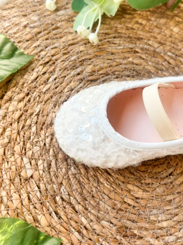 Beyaz Payetli Kız Çocuk Bebek Babet - BEYAZ