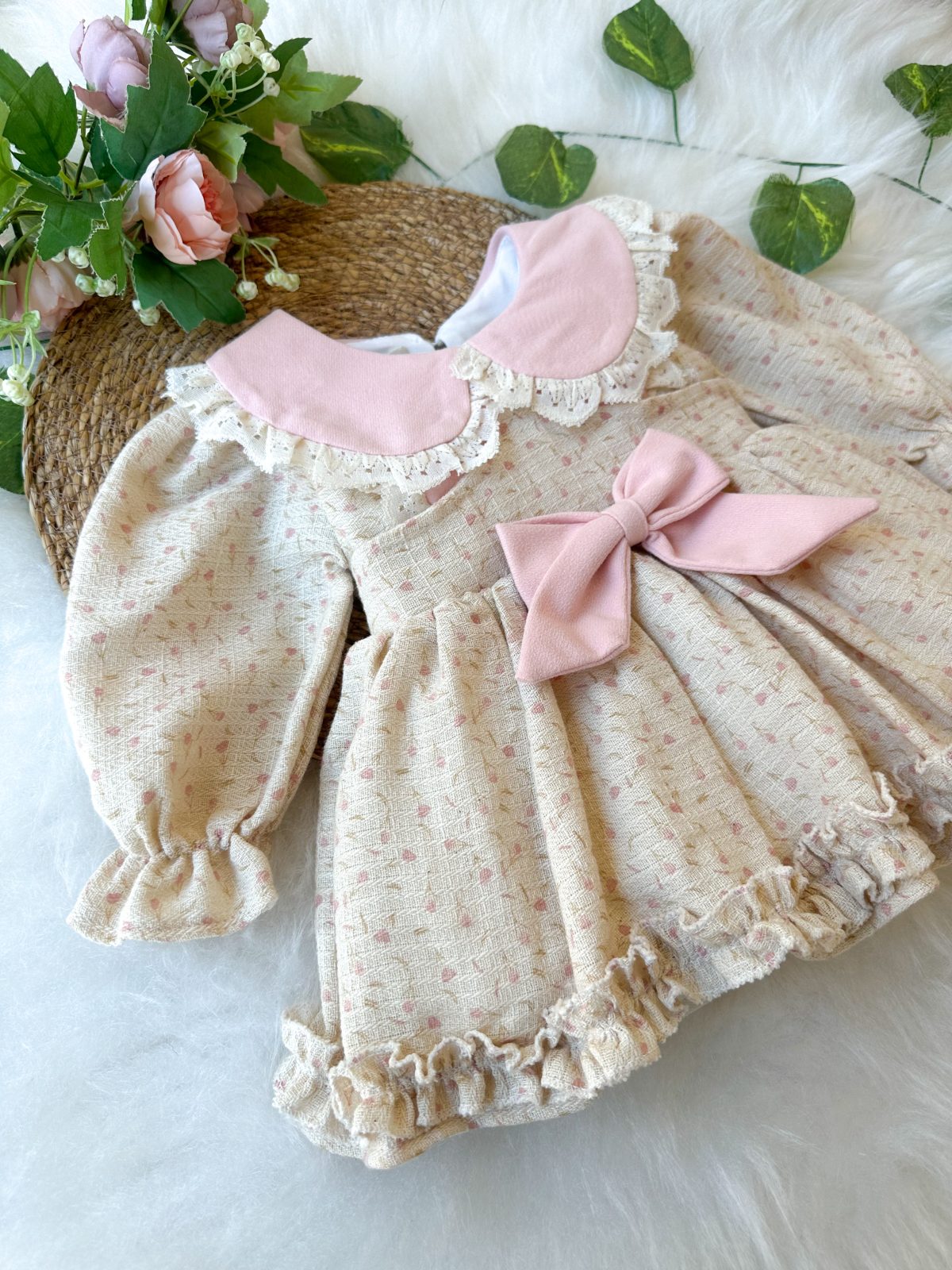 BETTY Kız Bebek Uzun Kollu Dantel Yaka Detaylı Özel Gün Bayramlık Elbise - Görsel 3