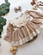 Cloe Vintage Dantel Yaka Fiyonk Detaylı Bayramlık Özel Gün Kız Bebek Romper - Görsel 3